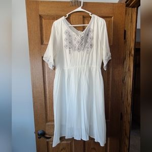 White Dress XL